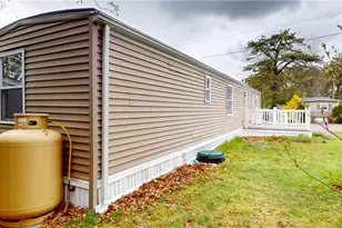 14 Krzak Rd, North Kingstown, RI 02852 - Photo 7