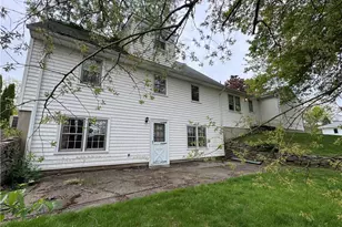60 Coldbrook Dr, Cranston, RI 02920 - Photo 31