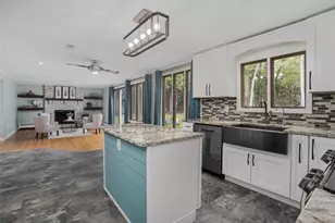 209 Vancouver Ave, Warwick, RI 02886 - Photo 7