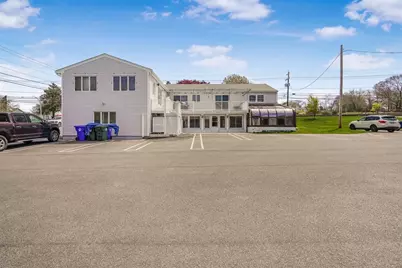 555 Metacom Avenue, Bristol, RI 02809 - Photo 29