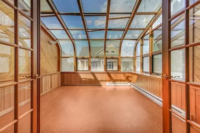 555 Metacom Avenue, Bristol, RI 02809 - Photo 15
