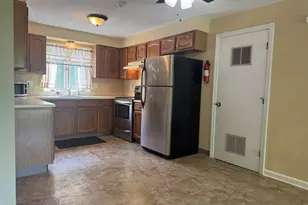 283 Privilege St, Woonsocket, RI 02895 - Photo 5
