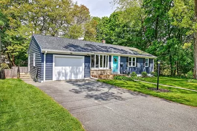 7 Parkway Drive, Warwick, RI 02886 - Photo 5