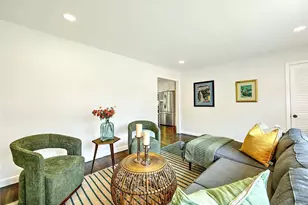 7 Parkway Dr, Warwick, RI 02886 - Photo 13