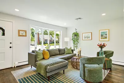 7 Parkway Drive, Warwick, RI 02886 - Photo 11