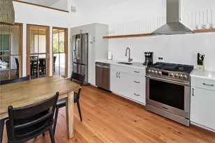 10 Wyndham Hill Rd, Middletown, RI 02842 - Photo 7