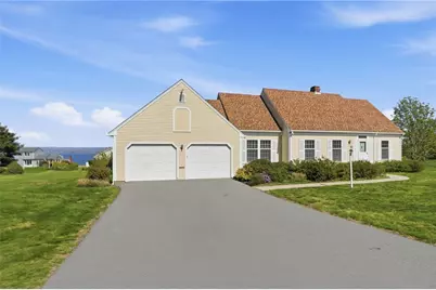 22 Roger Williams Court, Portsmouth, RI 02871 - Photo 3