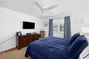 70 Carroll Ave, Newport, RI 02840 - Photo 15