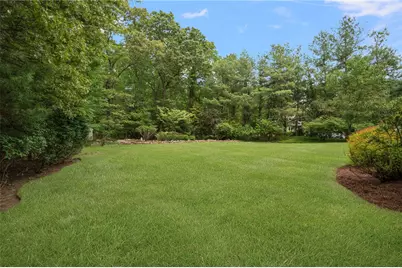 2197 Middle Road, East Greenwich, RI 02818 - Photo 37