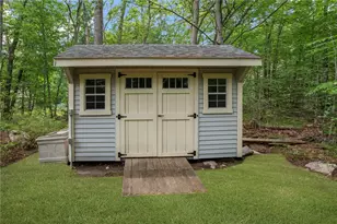 2197 Middle Rd, East Greenwich, RI 02818 - Photo 35