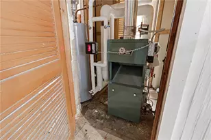 87 Elder St, Pawtucket, RI 02860 - Photo 25