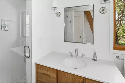 10 Wyndham Hill Road #ADU, Middletown, RI 02842 - Photo 11
