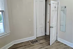 68 John St, Providence, RI 02906 - Photo 7