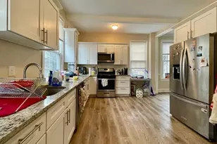 68 John St, Providence, RI 02906 - Photo 5