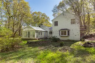 101 Cobble Hill Rd, Lincoln, RI 02865 - Photo 5
