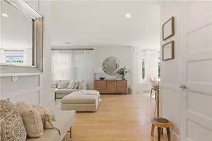 25 Rhode Island Ave, Newport, RI 02840 - Photo 11