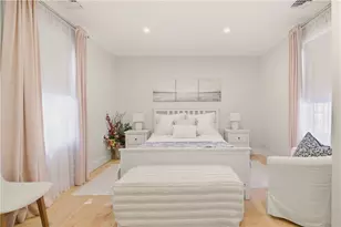 25 Rhode Island Ave, Newport, RI 02840 - Photo 23