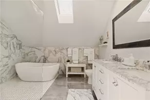 25 Rhode Island Ave, Newport, RI 02840 - Photo 35