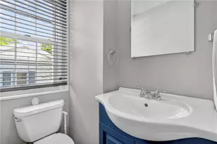 103 Burnside Ave, East Providence, RI 02915 - Photo 15