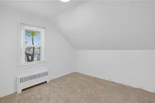 103 Burnside Ave, East Providence, RI 02915 - Photo 19