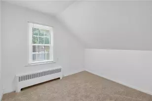 103 Burnside Ave, East Providence, RI 02915 - Photo 27