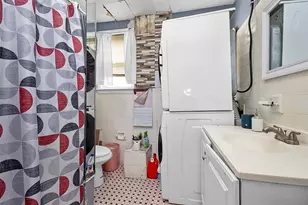27 Greeley St, Providence, RI 02904 - Photo 5