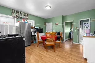 27 Greeley St, Providence, RI 02904 - Photo 15