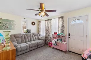 8 Turcone St, North Providence, RI 02911 - Photo 17