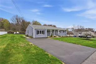49 Roosevelt Dr, Bristol, RI 02809 - Photo 29
