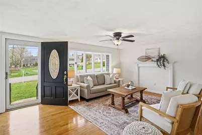 49 Roosevelt Drive, Bristol, RI 02809 - Photo 7