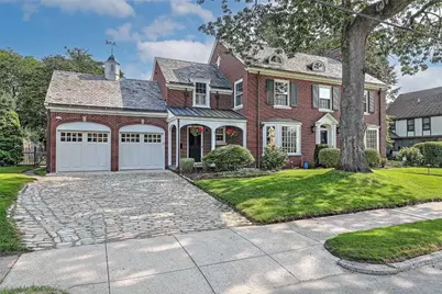 9 Kenilworth Way, Pawtucket, RI 02860 - Photo 3