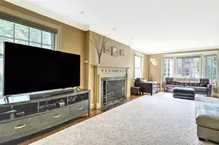 9 Kenilworth Wy, Pawtucket, RI 02860 - Photo 9