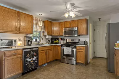 591 Sandy Lane, Warwick, RI 02889 - Photo 9