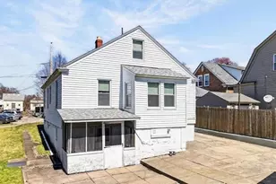 190 Wardlaw Ave, Providence, RI 02908 - Photo 23