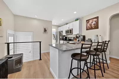 190 Wardlaw Avenue, Providence, RI 02908 - Photo 5