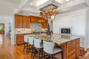 737 Boston Neck Rd, Narragansett, RI 02882 - Photo 11