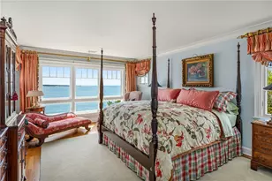 737 Boston Neck Rd, Narragansett, RI 02882 - Photo 17