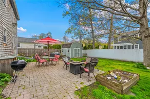 59 Belvedere Dr, Bristol, RI 02809 - Photo 25