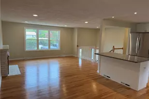 71 Jerry Ln, North Kingstown, RI 02852 - Photo 5