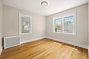 41 Ash Ave, Cranston, RI 02910 - Photo 11