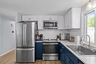 188 Fair St, Warwick, RI 02888 - Photo 15