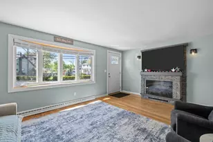 188 Fair St, Warwick, RI 02888 - Photo 11