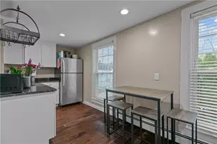 5 Elliot Pl, Newport, RI 02840 - Photo 11