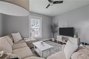 5 Elliot Pl, Newport, RI 02840 - Photo 3