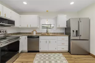 461 River Rd, Lincoln, RI 02865 - Photo 5