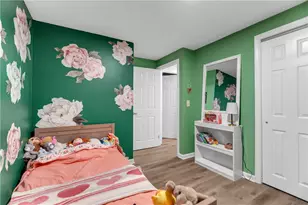 125 Waterman Ave, Johnston, RI 02919 - Photo 17
