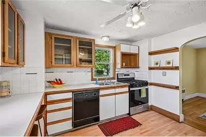 94 Ballston Avenue, Pawtucket, RI 02861 - Photo 11