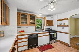 94 Ballston Ave, Pawtucket, RI 02861 - Photo 11