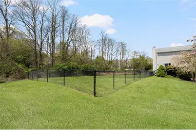 6 Country Road, Warren, RI 02885 - Photo 43