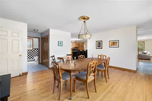 6 Country Rd, Warren, RI 02885 - Photo 17
